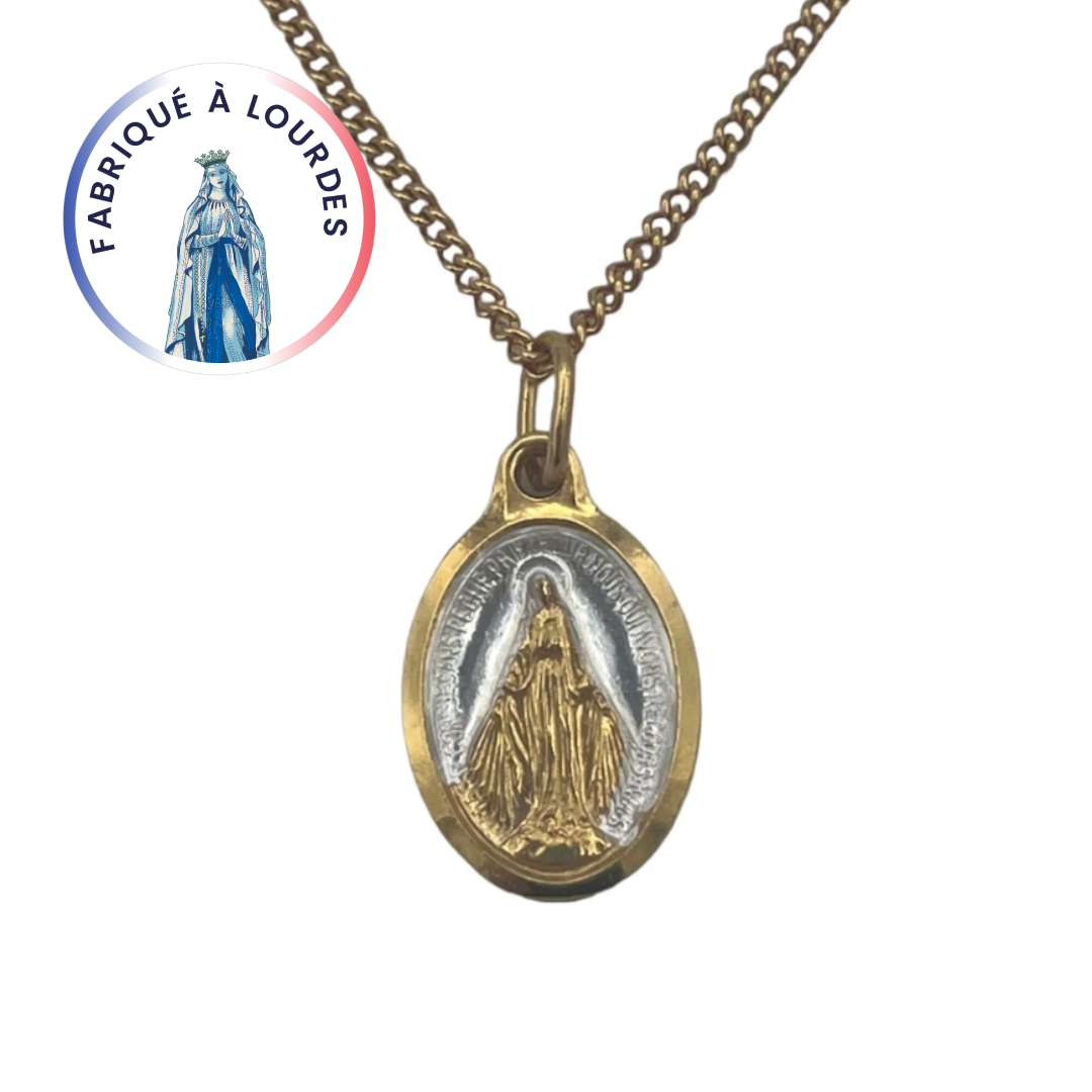奇跡のメダル、楕円形 20 mm、エポキシ エナメル白地、45 cm チェーンで構成される純金の装飾品