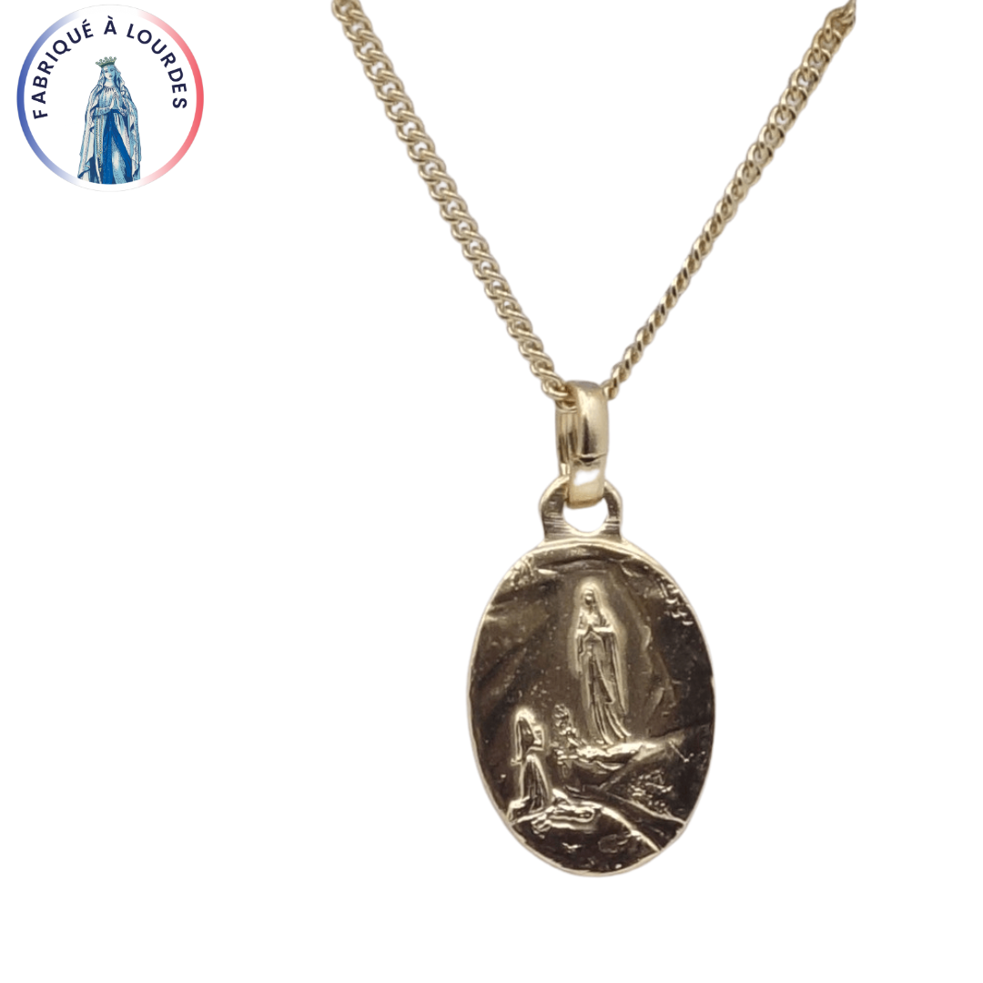 Golden set composed of an oval apparition medal 20x13 mm and a 45 cm c ...
